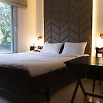 Hotel Cozy Inn